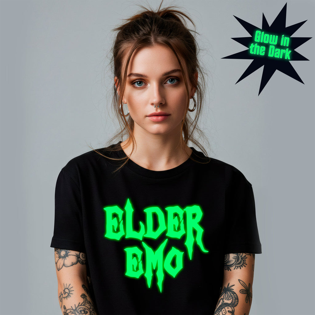 Camiseta negra para "Elder Emo" que brilla en la oscuridad